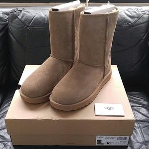 UGG Classic Short II Boots in Color Antelope ❤